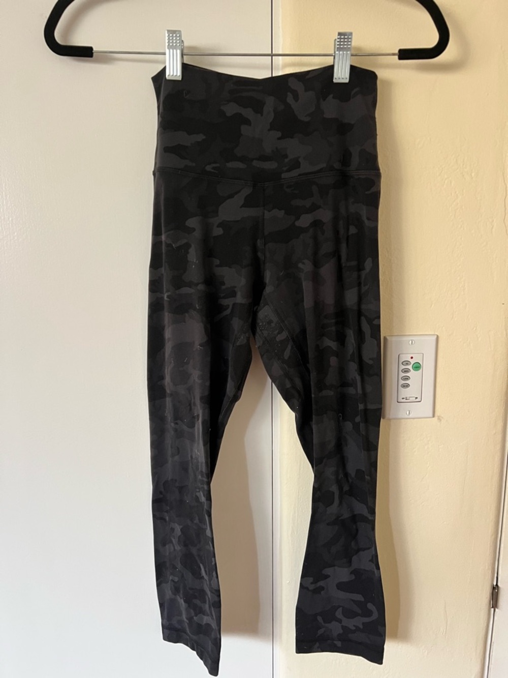 Lululemon Black Camouflage Stretch Leggings